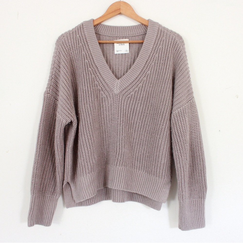 Abercrombie & Fitch Women's V-Neck Sweater - Taupe